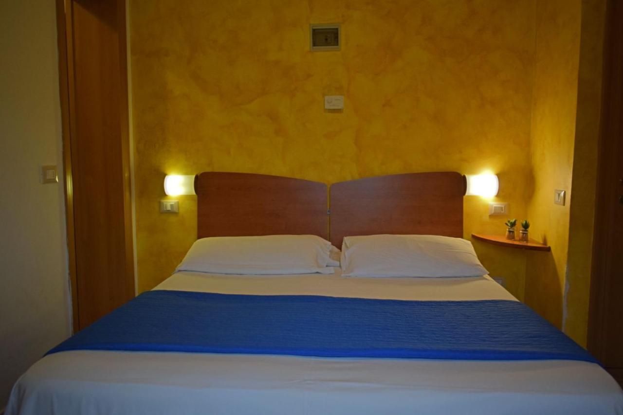 Hotel Donau Rimini Exterior foto